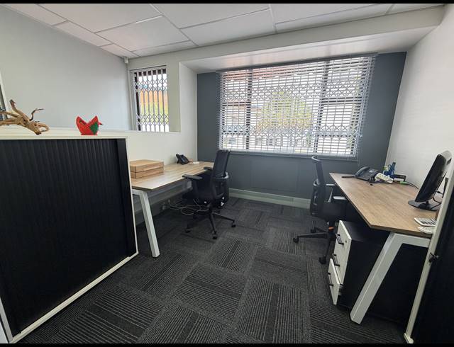 86.40M² OFFICE TO LET IN WOODMEAD